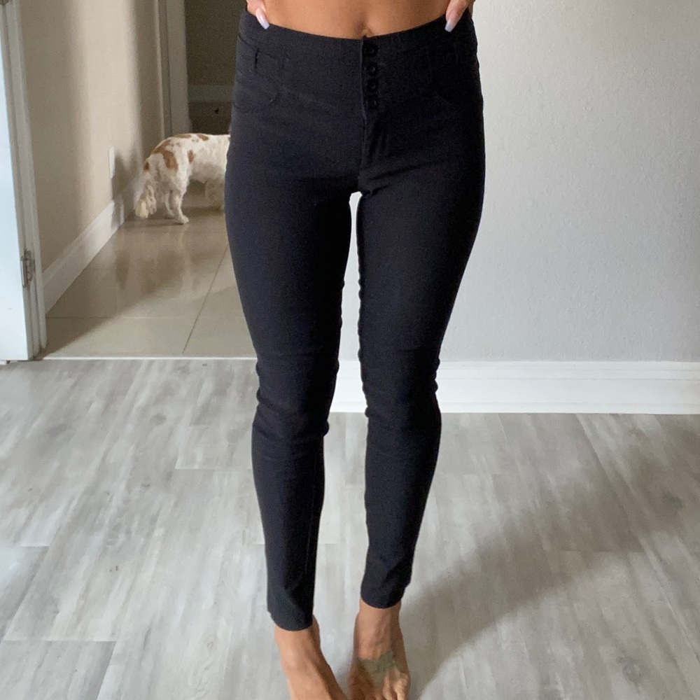 Black skinny slacks